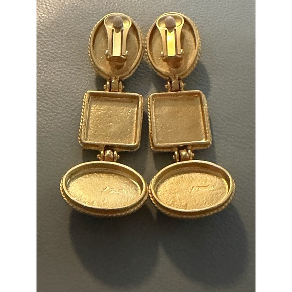 Vintage Black Cabochon Drop Dangle Brushed Gold Tone Clip On Earrings #415 - Picture 8 of 11